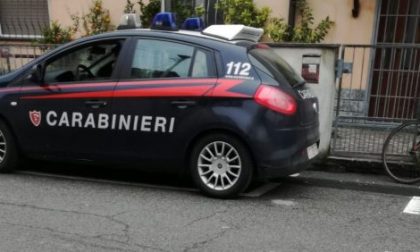Molesta la ex e aggredisce i carabinieri: arrestato