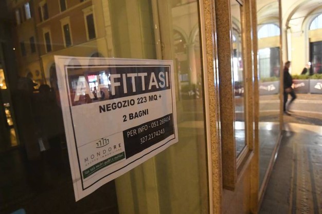 Negozi chiusi in centro a Lodi