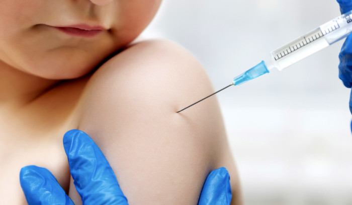 Vaccini, oggi scadono i termini per le comunicazioni alle Asl. Multe in vista?
