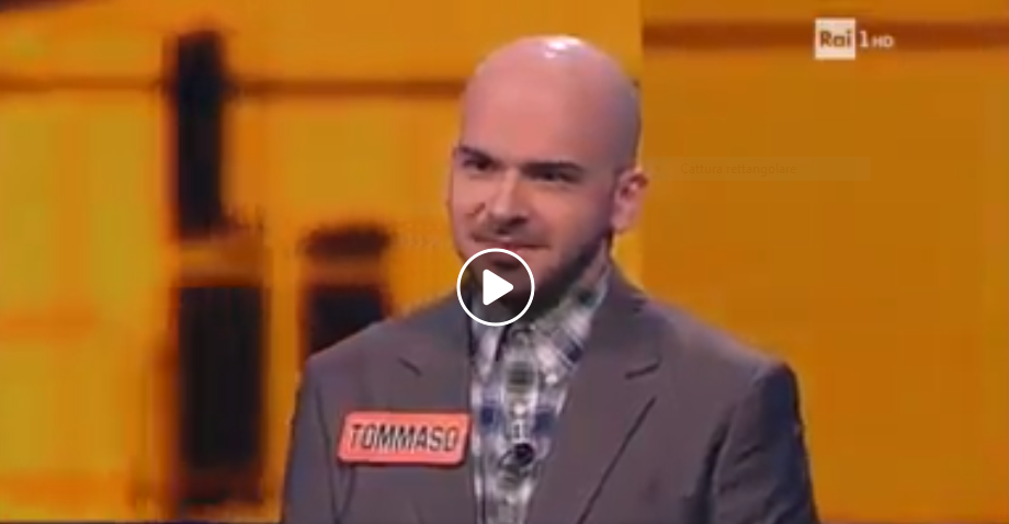 Carlo Conti all’Eredità “Cosa fai di bello nella vita?” VIDEO