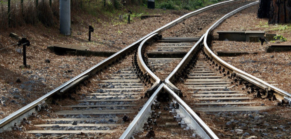 Locomotore deragliato a Lodi ancora disagi