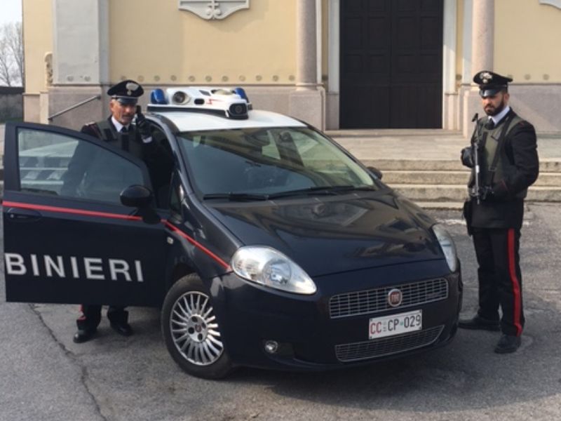 Arrestato rapinatore 27enne di smartphone