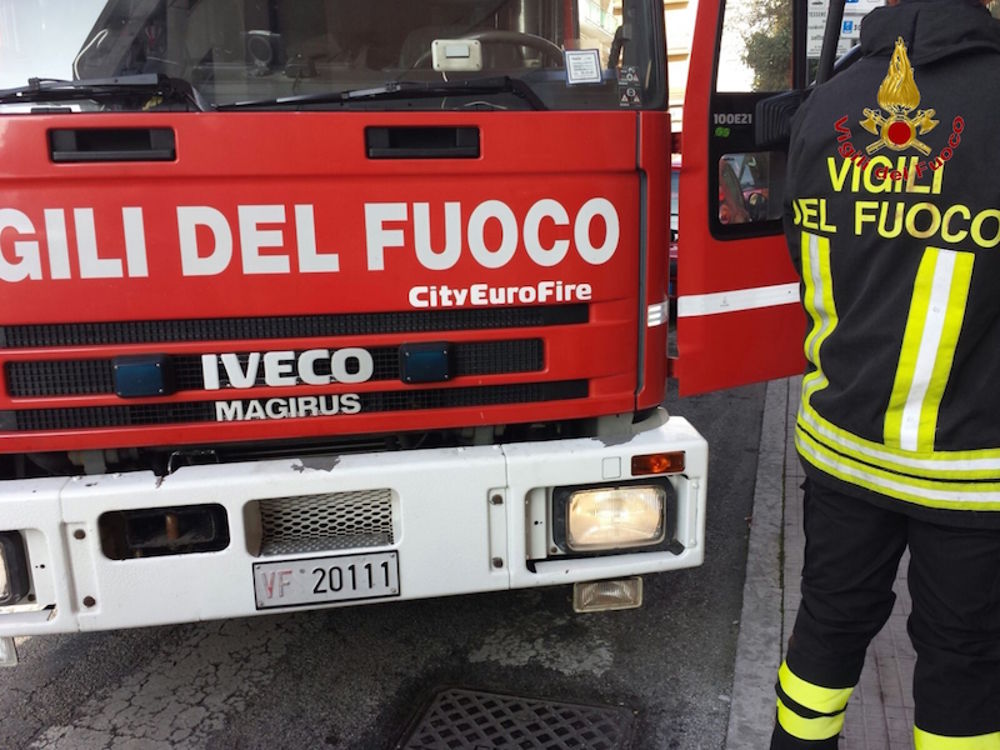 Corpo di donna senza vita recuperato nell’Adda