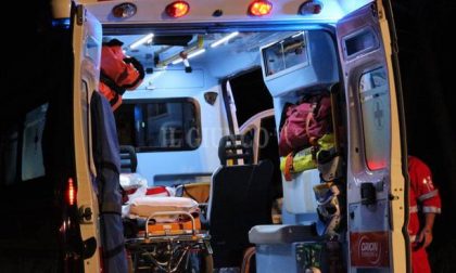 Auto ribaltata, una 24enne in ospedale SIRENE DI NOTTE