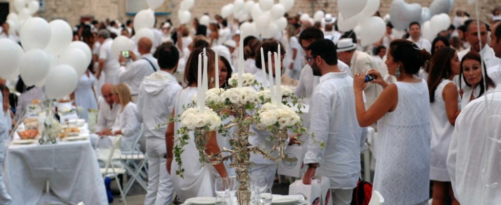 Cena in Bianco di Ferragosto rimandata a Lodi