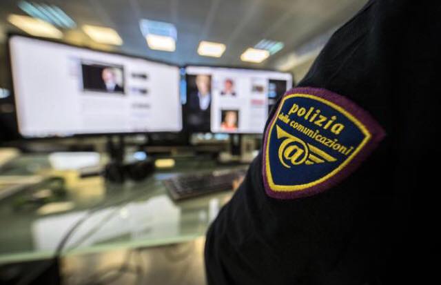 “Postepay bloccata dalla Polizia Postale”: il messaggio è una truffa