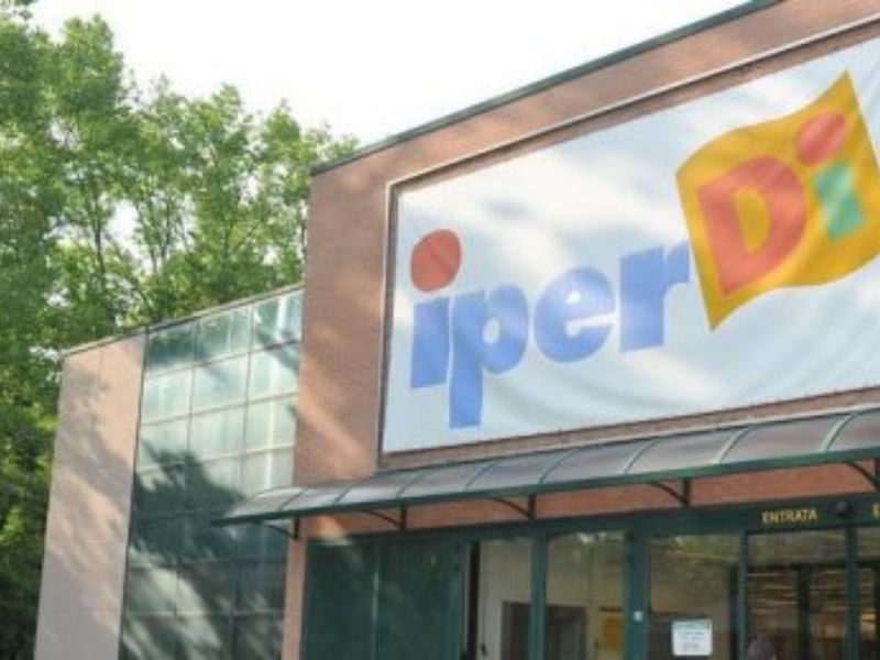 Riaperti i negozi Superdì e Iperdì: in svendita tutti i prodotti