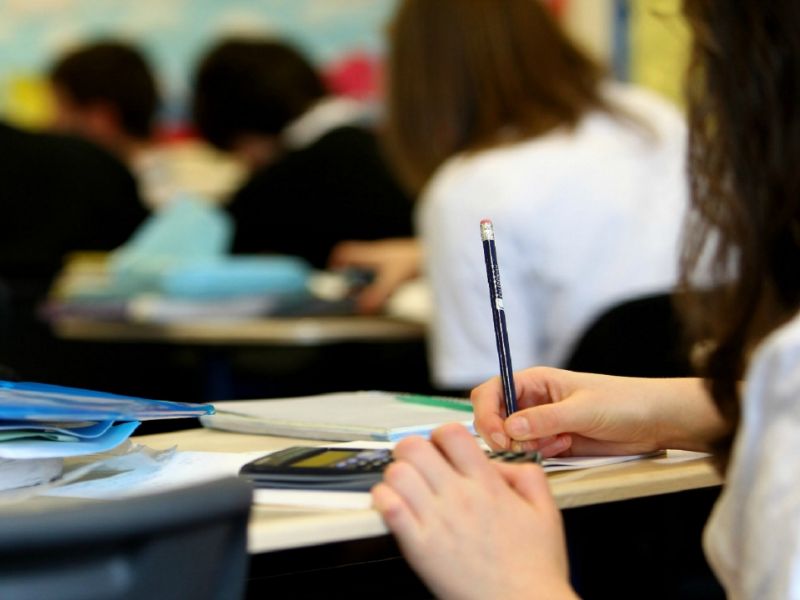 Contributo per l’iscrizione alla prima classe della scuola media