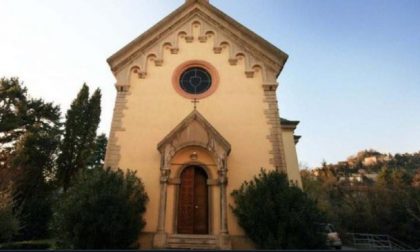 Chiesa venduta ai musulmani, la Regione: “Fermi tutti, è nostra”