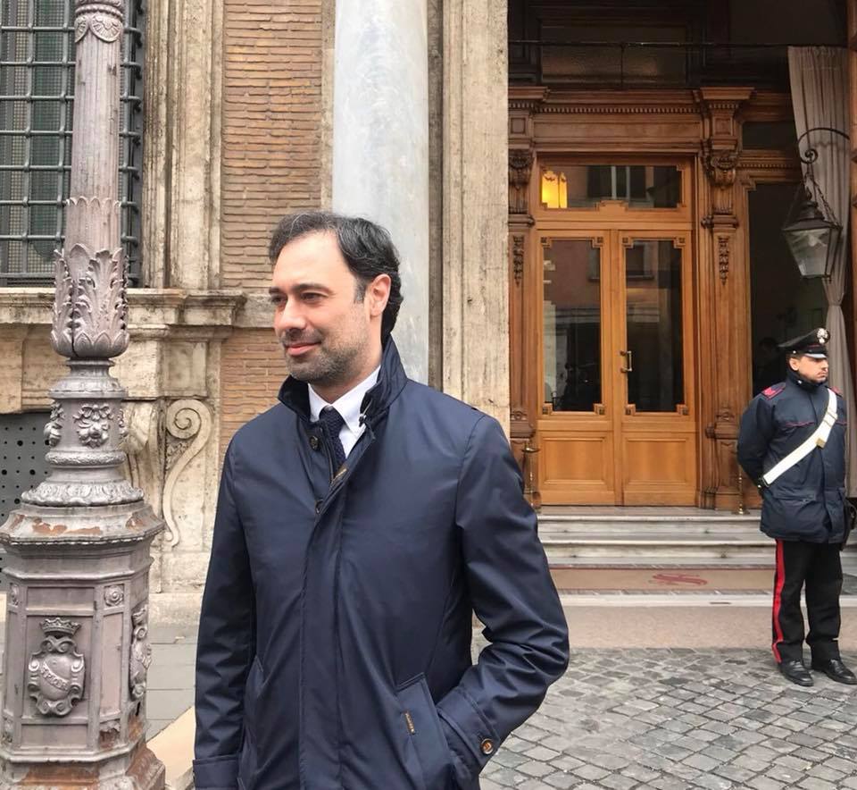 Laforgia di Leu a Lodi: incontro lavoratori Nilfisk e stranieri esclusi dalle mense