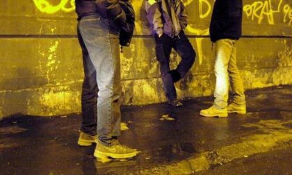 Baby gang in azione per derubare un 15enne: ancora tre minori responsabili di furto