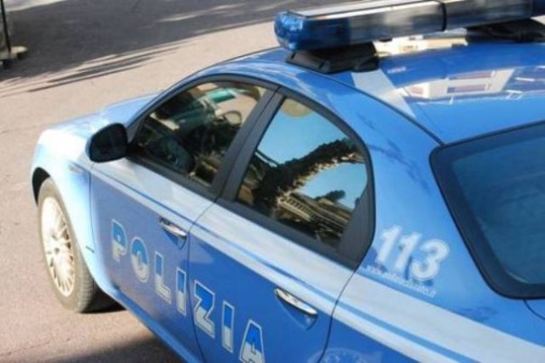 Violenza sulla moglie, poi perde la testa con i poliziotti in centro Lodi