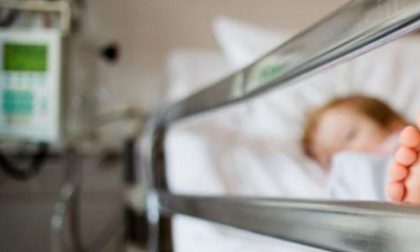 Bambina di due anni in coma per intossicazione da droga