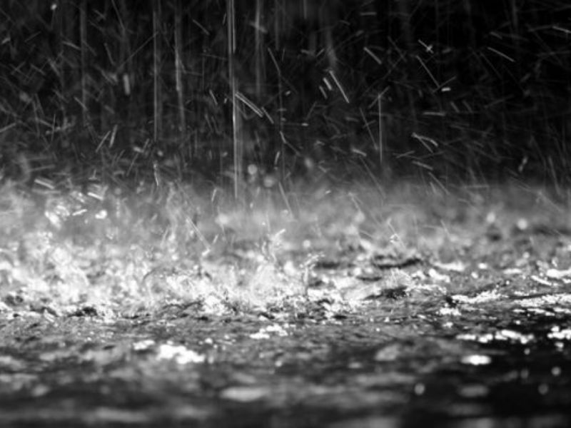 Domenica pioggia, ma niente “irruzione artica” nel weekend | Previsioni Meteo