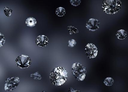 Diamanti truffa banche: centinaia di truffati nella Bassa, ma anche vip come Vasco e Panicucci