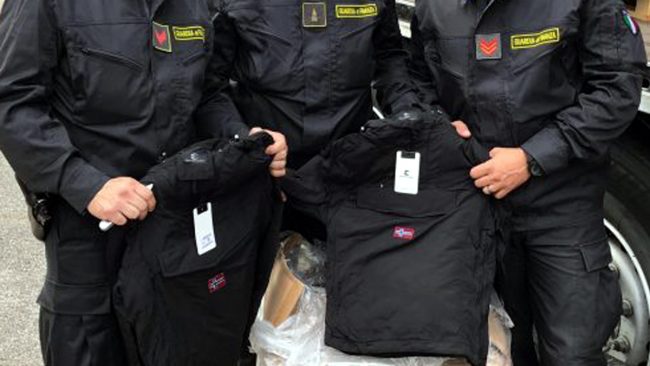 Contraffazione in Lombardia, persi 17mila posti di lavoro all’anno