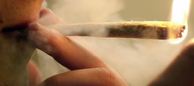 Alla guida sotto effetto di droga: 23enne coinvolto in un’incidente a Casale