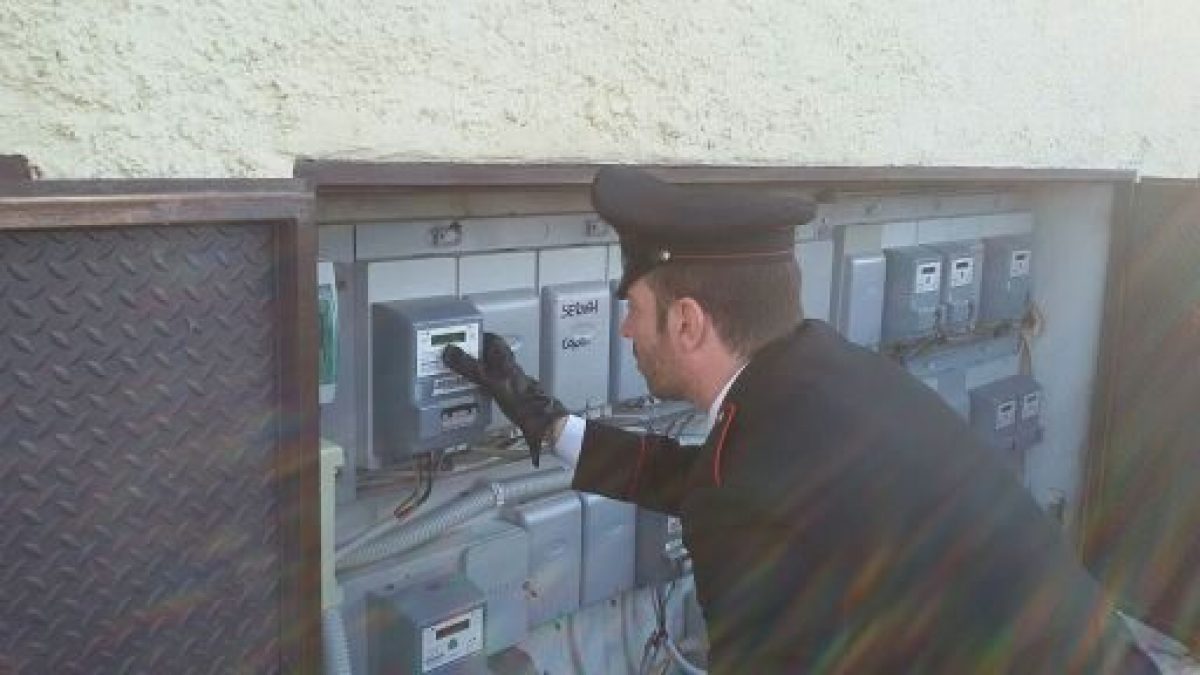 Proprietario di un bar di Castiglione si attacca abusivamente alla centralina Enel