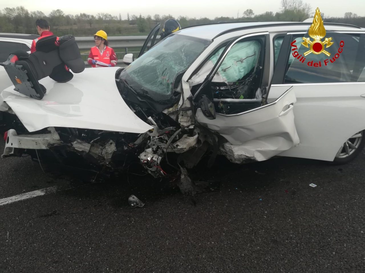 Frontale a Lodi: 4 feriti, uno grave trasportato con l’elisoccorso FOTO