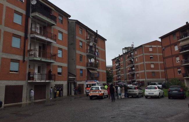 Tragedia in Lombardia: bimba di 9 anni cade dalla finestra e muore