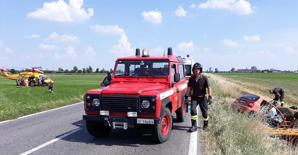 Incidente sulla Sp 90 Rivolta – Pandino, ferita una giovane FOTO