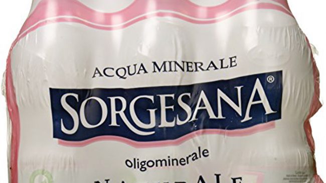 Batterio pseudomonas aeruginosa nell’acqua minerale: Lete la ritira