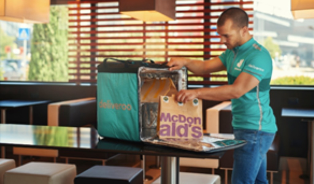 Deliveroo approda a Lodi: nuove opportunità per rider e ristoranti