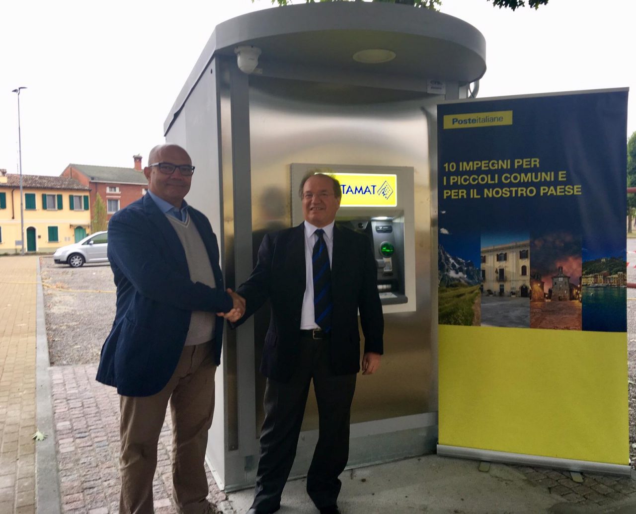 A Caselle Landi arriva il primo Postamat di Poste Italiane