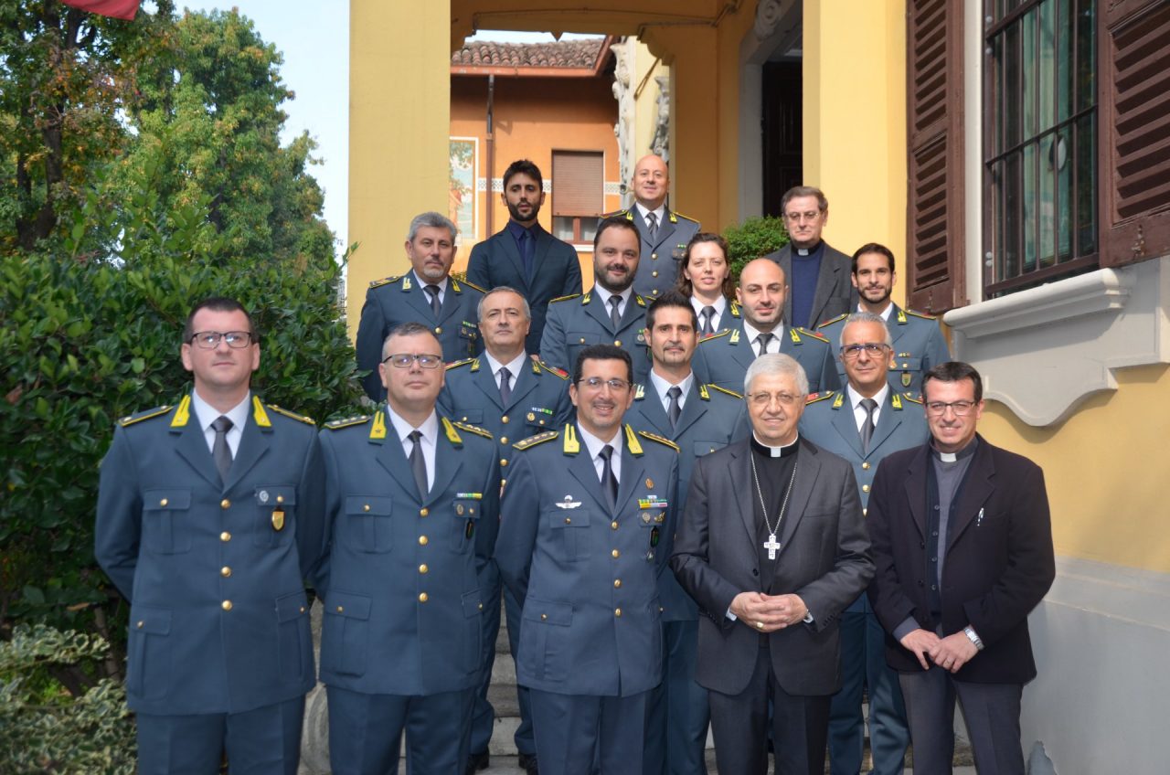Visita pastorale del Vescovo al Comando provinciale dei finanzieri di Lodi