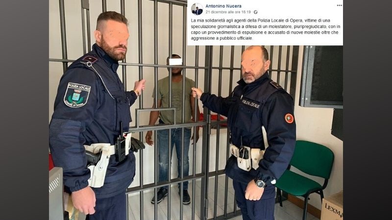 Agenti in posa col fermato dietro le sbarre: è polemica
