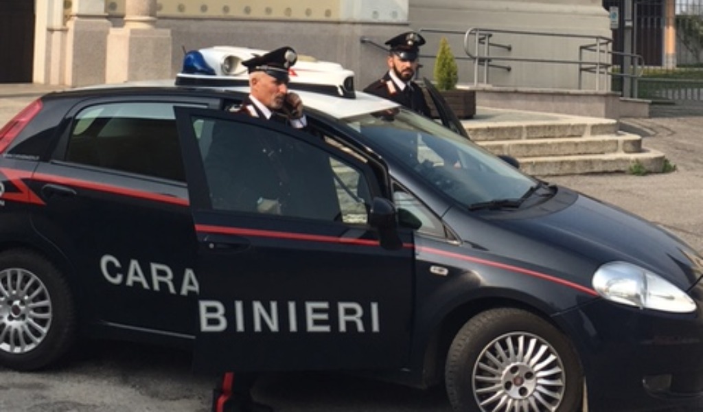 Vendono pellet online, incassano i soldi ma non consegnano la merce