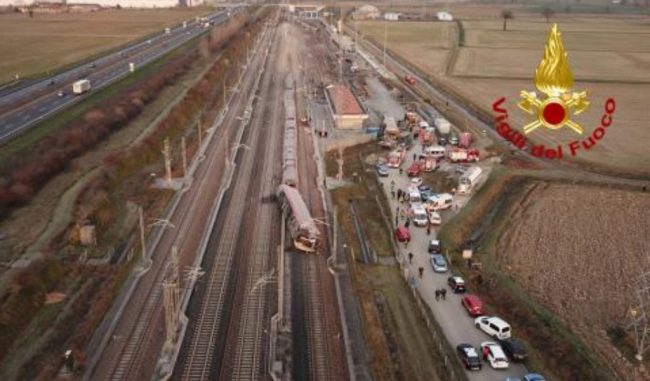 Frecciarossa deragliato, il difetto fatale sarebbe sfuggito ai controlli finali