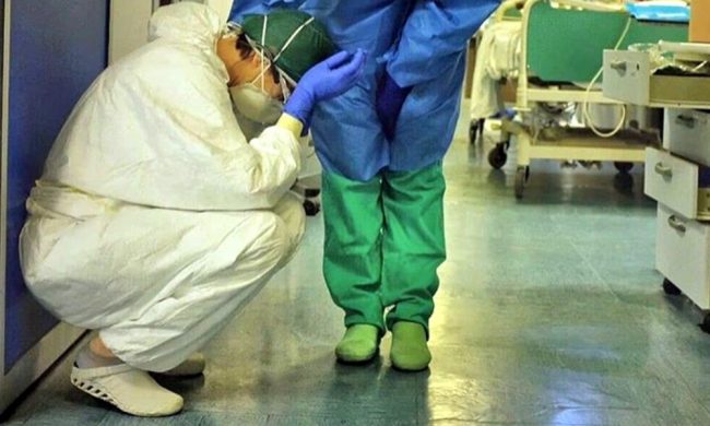 Esalazioni troppo forti, infermiera si sente male durante un turno. Confsal: “Mancano tutele”