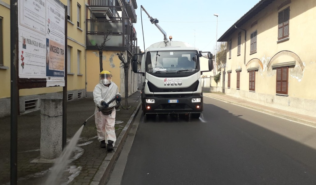 Partita la sanificazione delle strade di Sant’Angelo Lodigiano FOTO