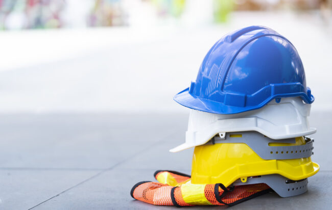 Interventi 118 a Lodi tra venerdì 10 e sabato 11 aprile 2026: aggressioni, infortuni sul lavoro e feriti sulla strada