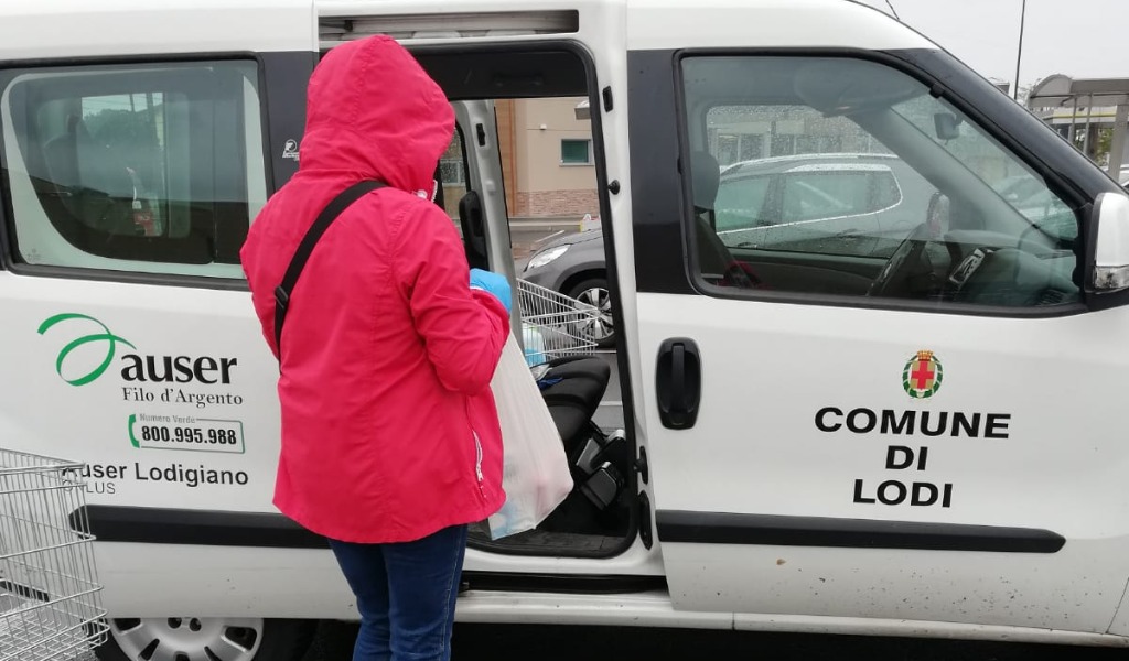 L’attività del Centro anziani comunale “Age Bassi” prosegue nonostante la chiusura al pubblico