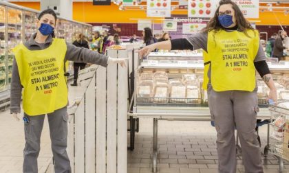 Mantenere la distanza al supermercato: l’iniziativa lanciata da Coop