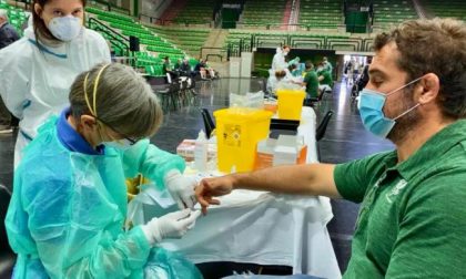 In Veneto 12mila test sierologici in dieci giorni nel palasport: perché noi no?