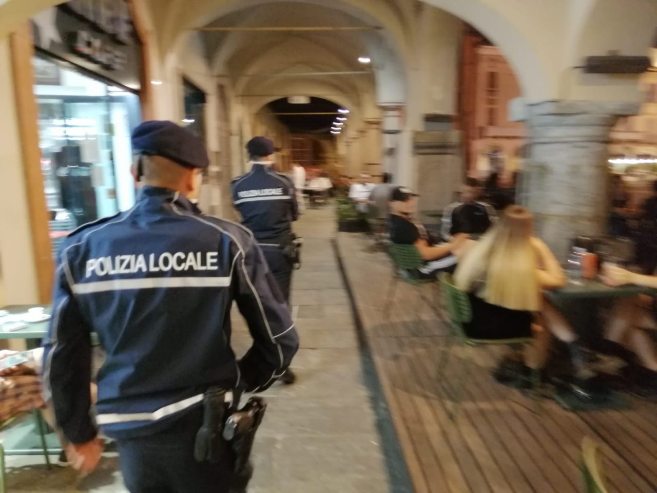Movida: prorogata l’ordinanza per la prevenzione degli assembramenti