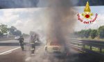 Auto in fiamme in A1: 39enne miracolata lancia l'allarme FOTO