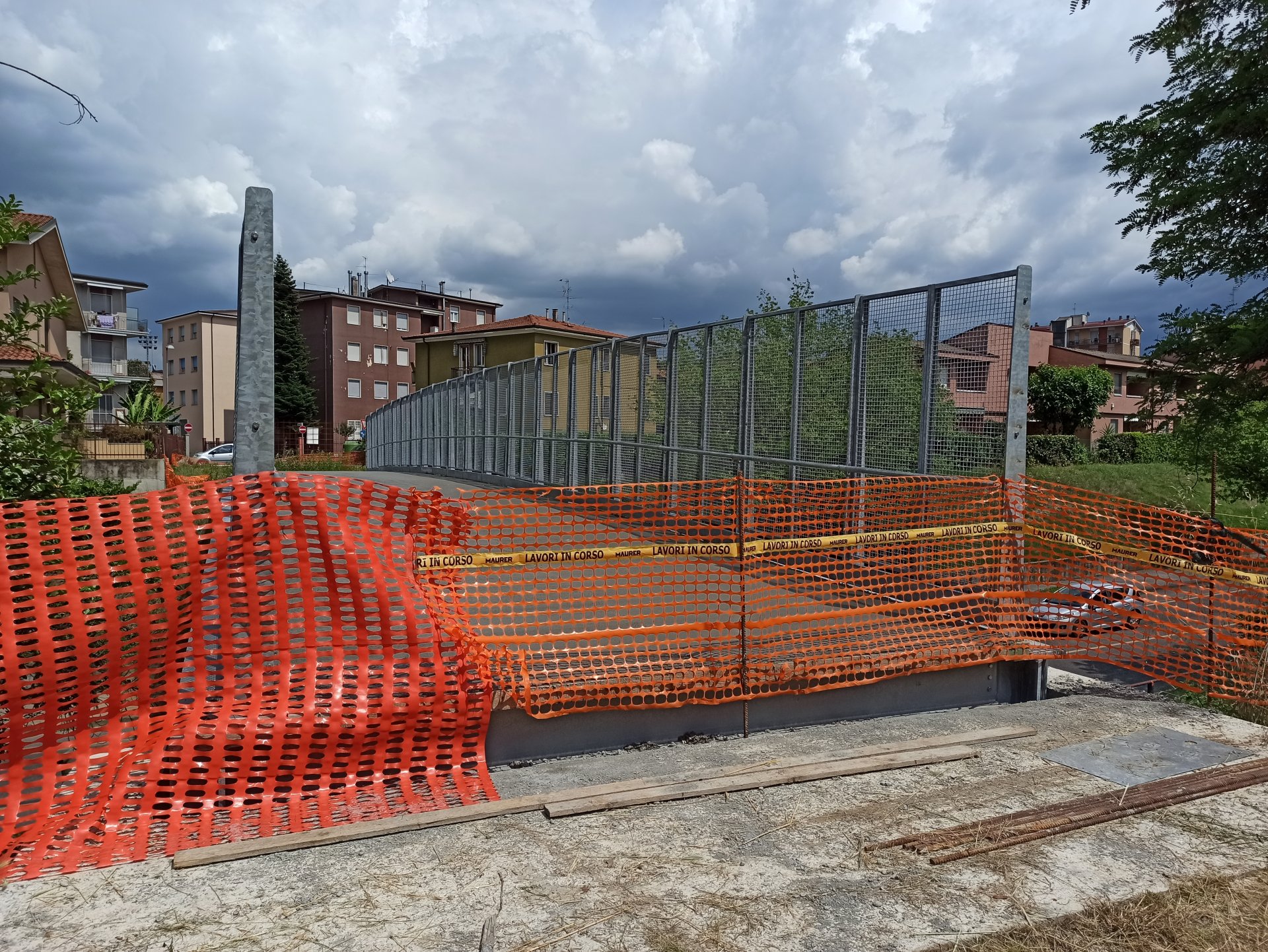 passerella lato via Tortini 1