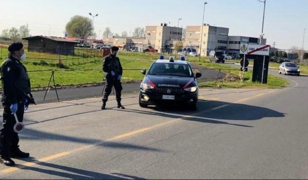 Lavorava in nero e percepiva il reddito di cittadinanza: denunciata, dovrà restituire tutto