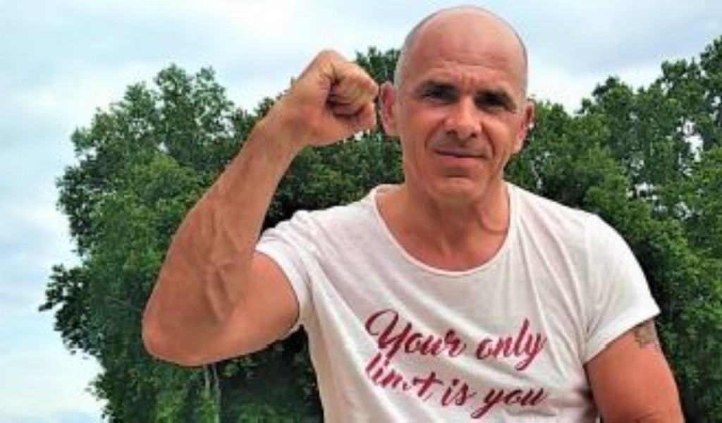 Andrea Devicenzi, 930 km su una gamba sola da Grado a Genova passando per il Lodigiano