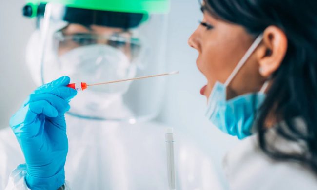 Boom di contagi in Lombardia? “Massiccia attività di tracciamento, i più hanno pochi o nessun sintomo”
