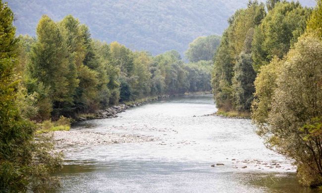 Sole, caldo e voglia d’estate: per l’Adda rimane il divieto di balneazione