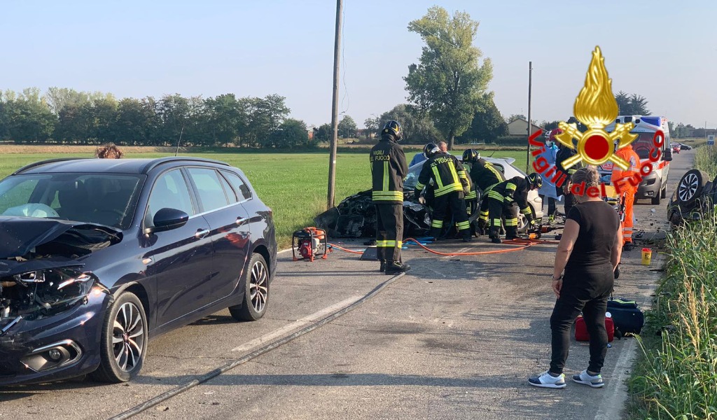 Incidente a catena sulla Sp 17, 5 vetture coinvolte FOTO