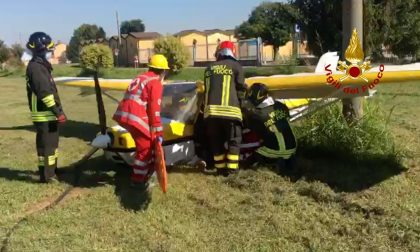 Incidente aereo: piccolo velivolo da turismo precipita dopo il decollo FOTO