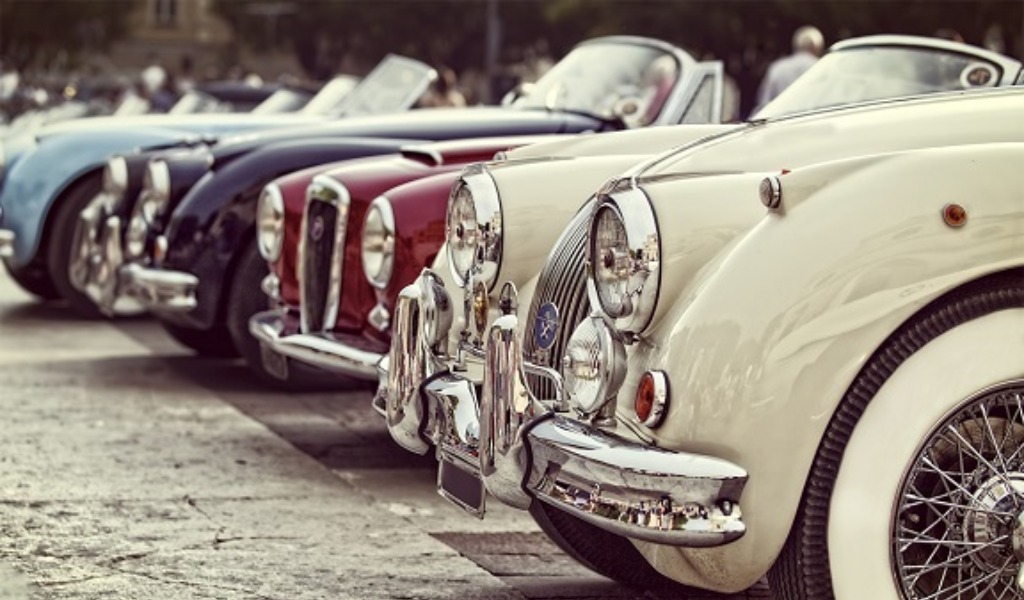 Mille Miglia: la manifestazione automobilistica rende omaggio all’ex “zona rossa”