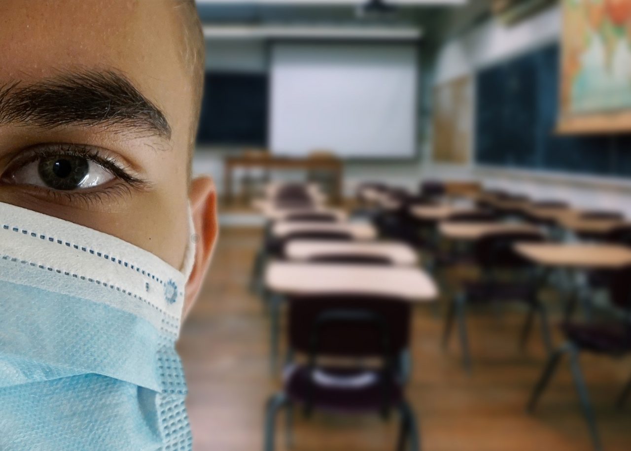 Un’intera classe in quarantena al Vegio