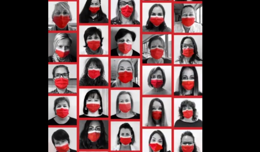 Cosmosol contro la violenza sulle donne: le 60 dipendenti dell’azienda lodigiana ci mettono la faccia VIDEO